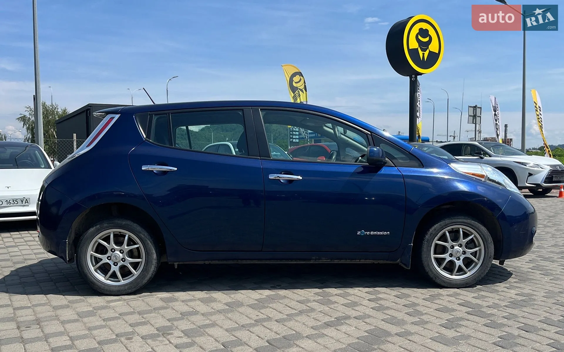 2016 Nissan Leaf - мініатюра 8