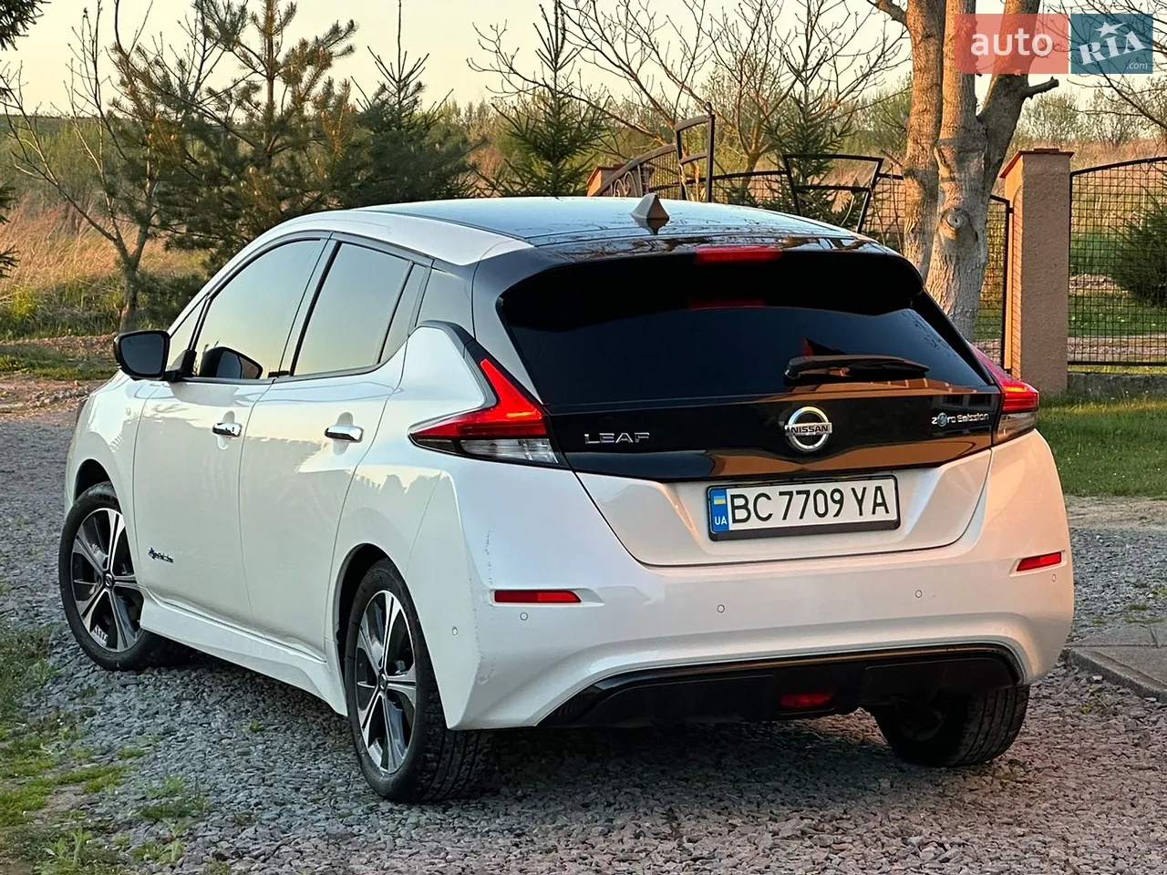 2017 Nissan Leaf - мініатюра 16