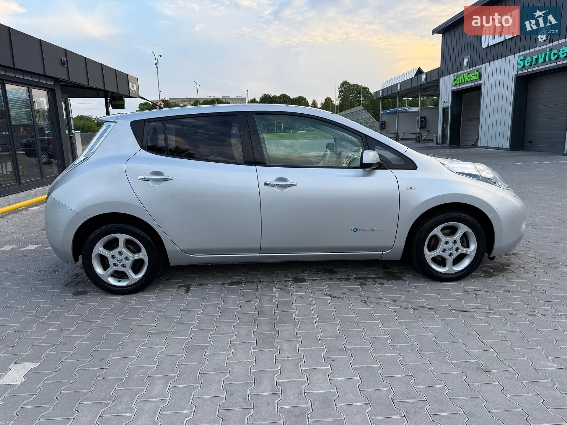 2012 Nissan Leaf - мініатюра 15