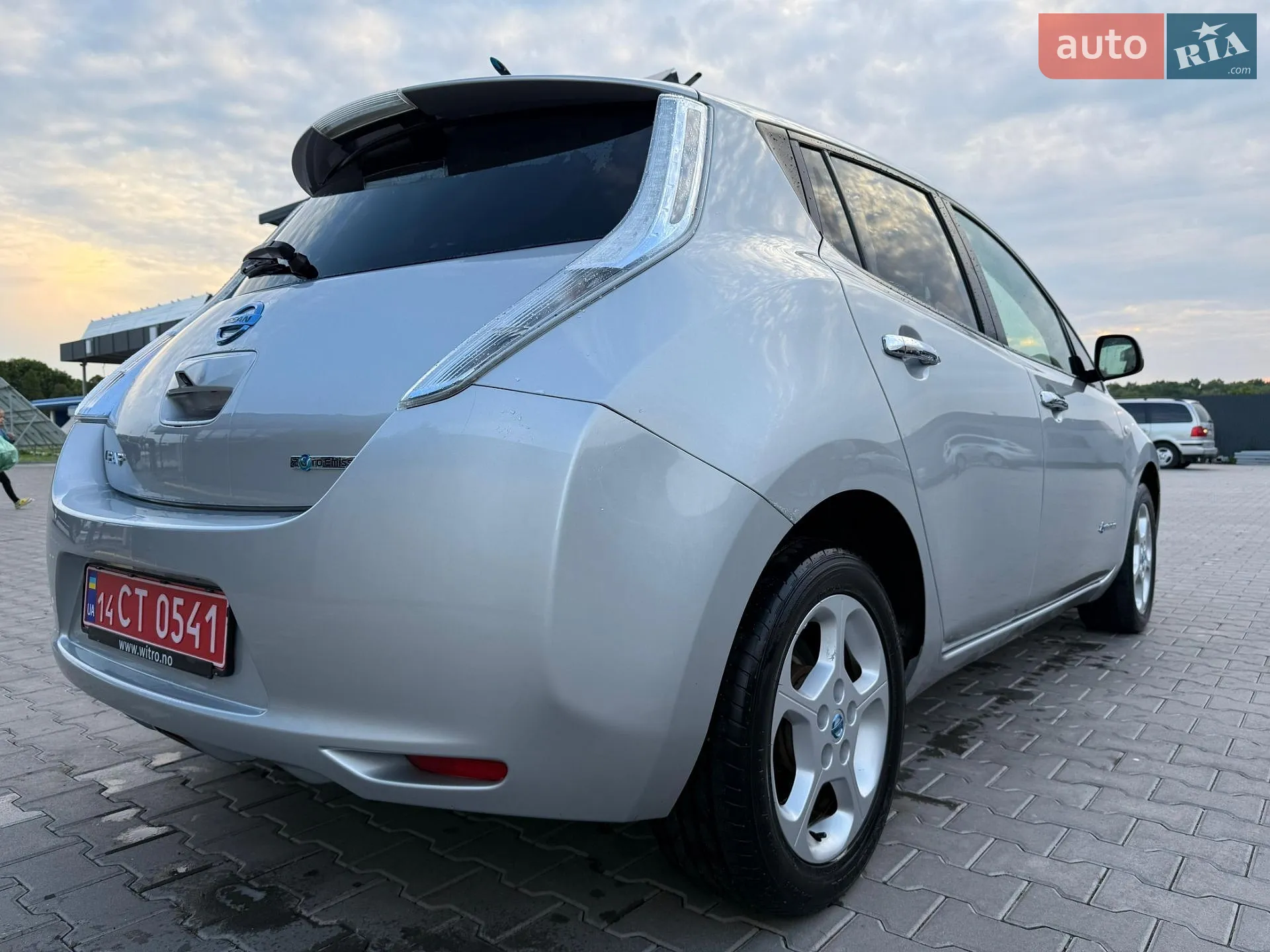 2012 Nissan Leaf - мініатюра 24