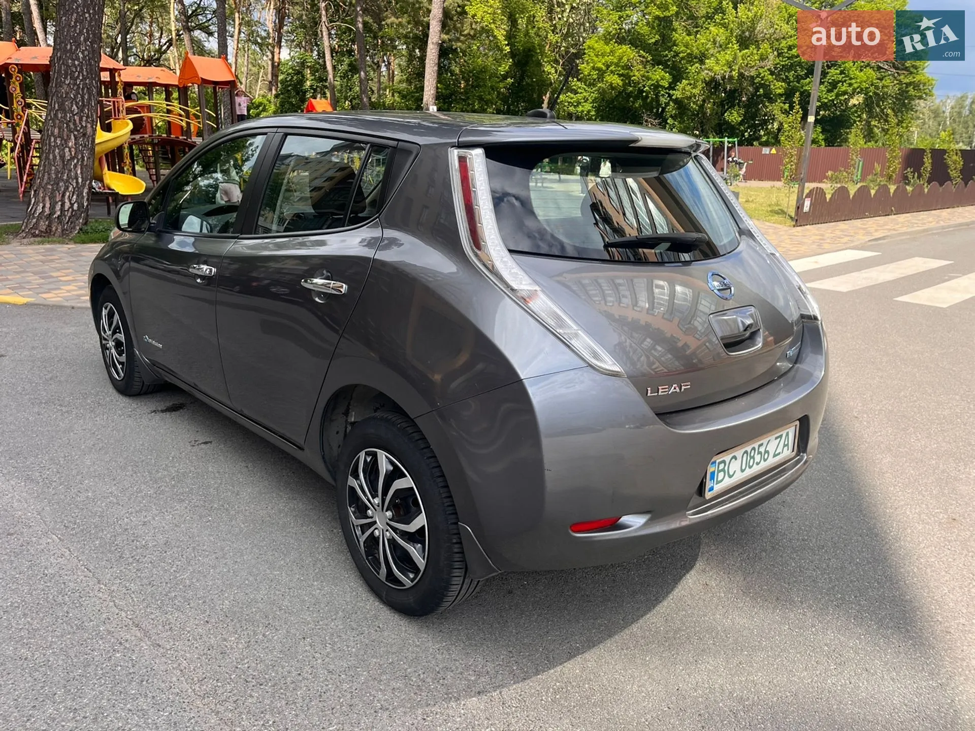 2015 Nissan Leaf - мініатюра 5