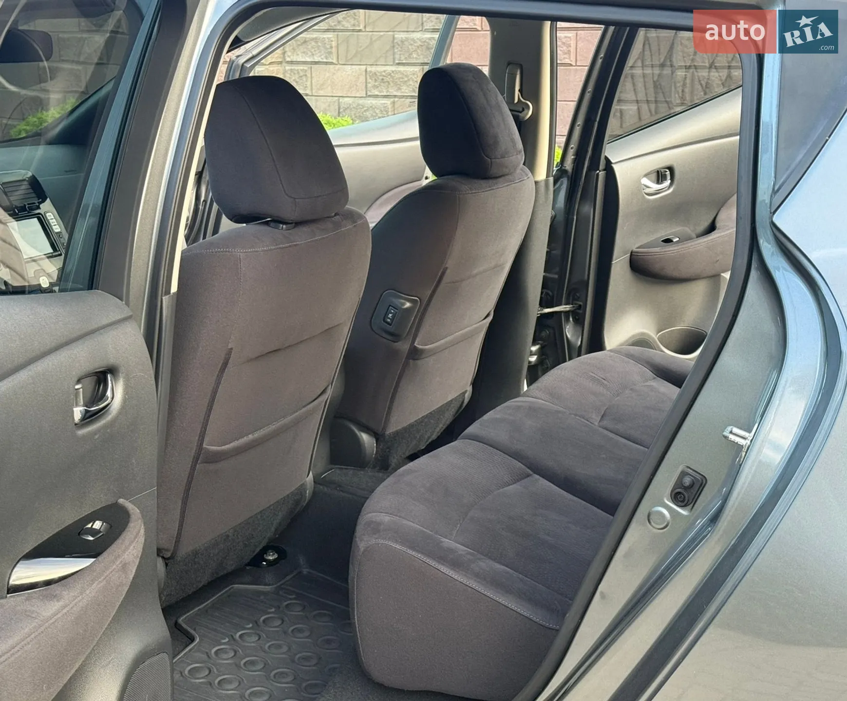 2014 Nissan Leaf - мініатюра 39