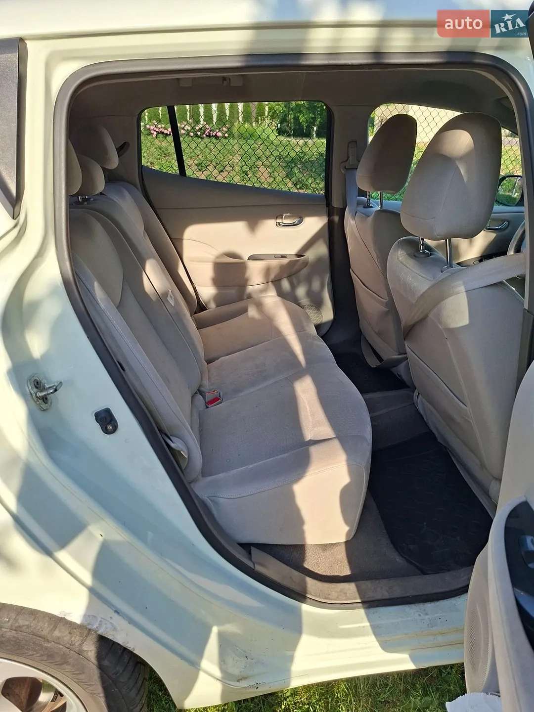 2012 Nissan Leaf - мініатюра 15
