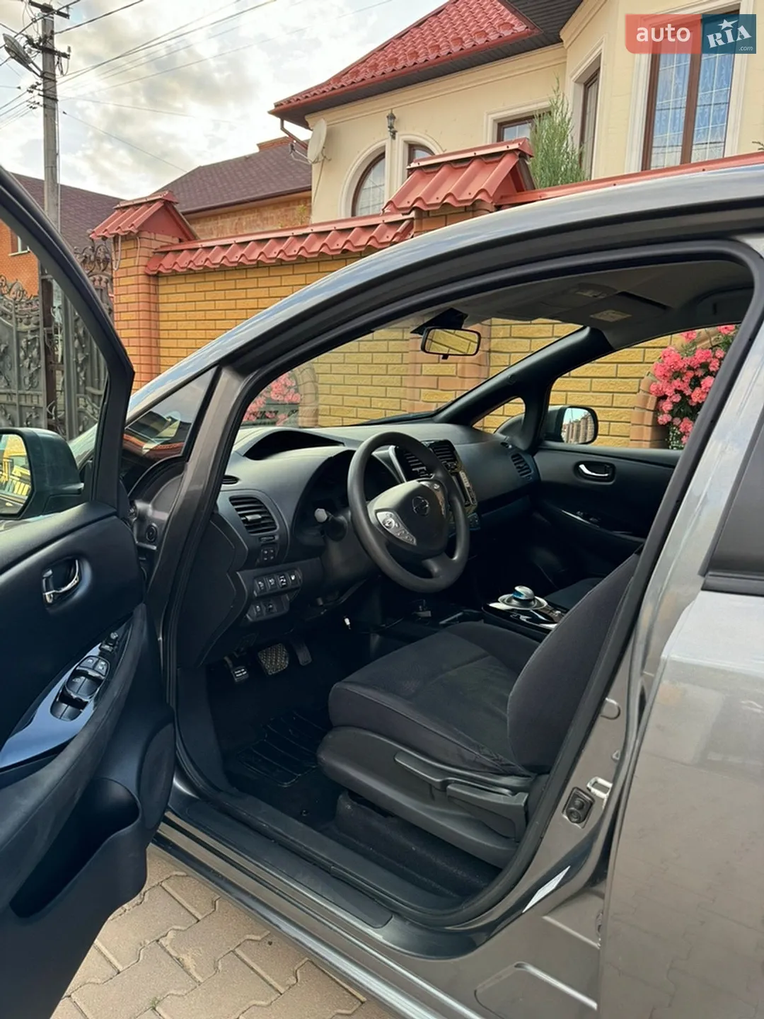 2015 Nissan Leaf - мініатюра 10