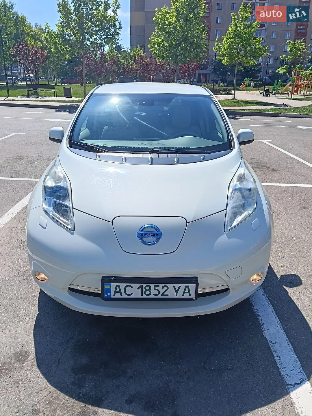 2011 Nissan Leaf - мініатюра 16