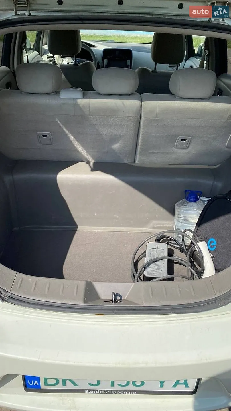 2012 Nissan Leaf - мініатюра 18