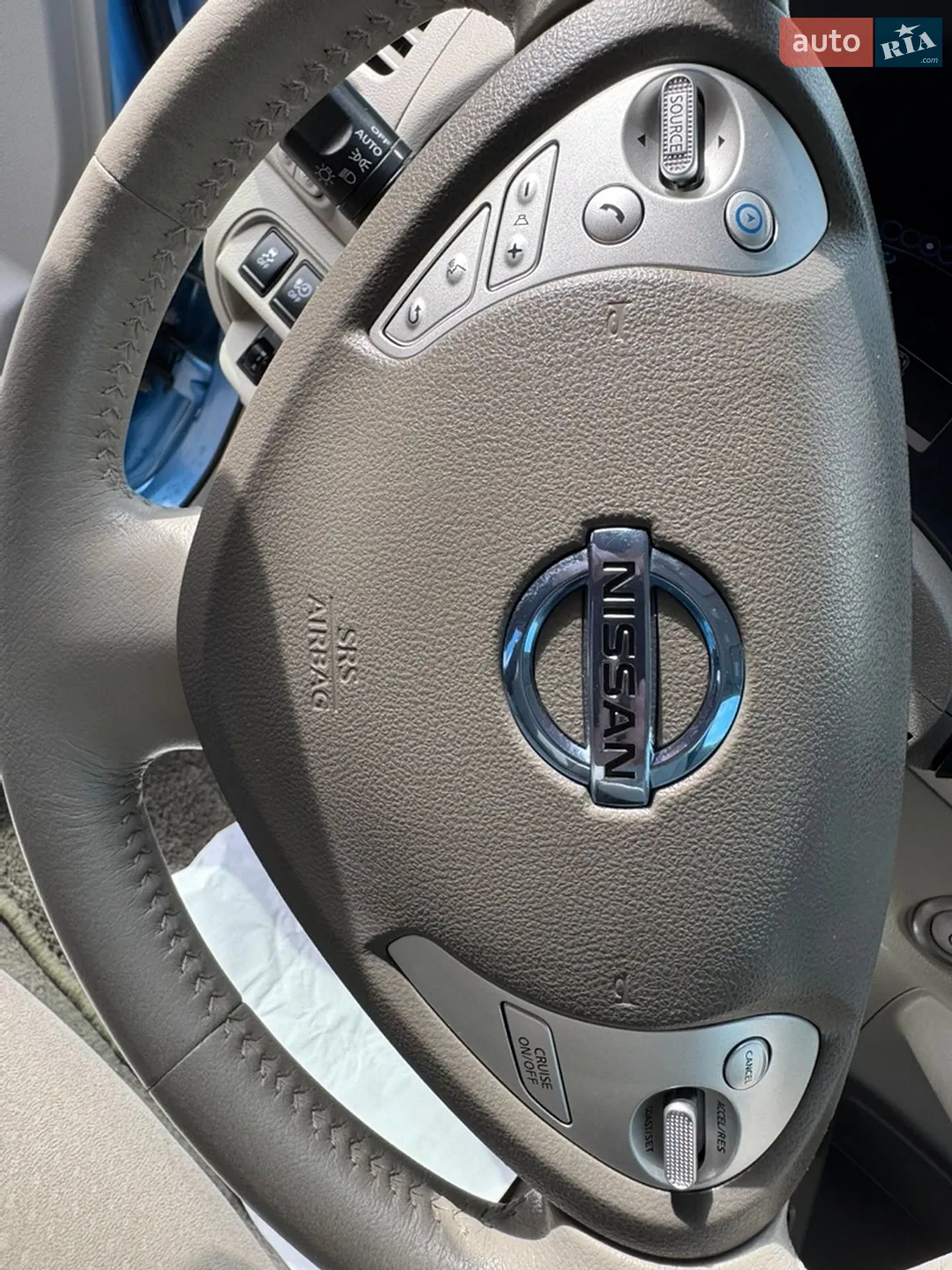 2012 Nissan Leaf - мініатюра 16