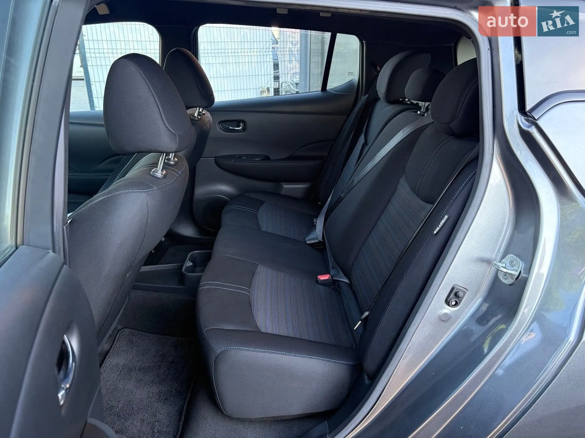 2022 Nissan Leaf - мініатюра 11