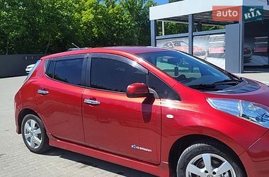 Хэтчбек Nissan Leaf 2013 в Каменец-Подольском