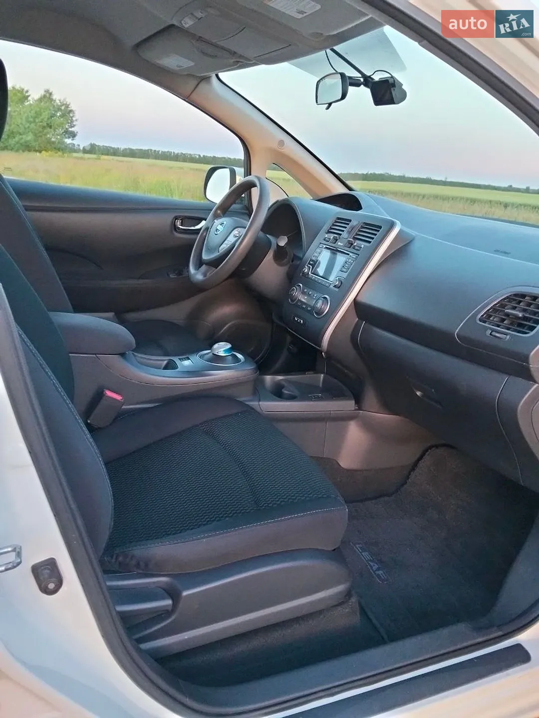 2016 Nissan Leaf - мініатюра 12