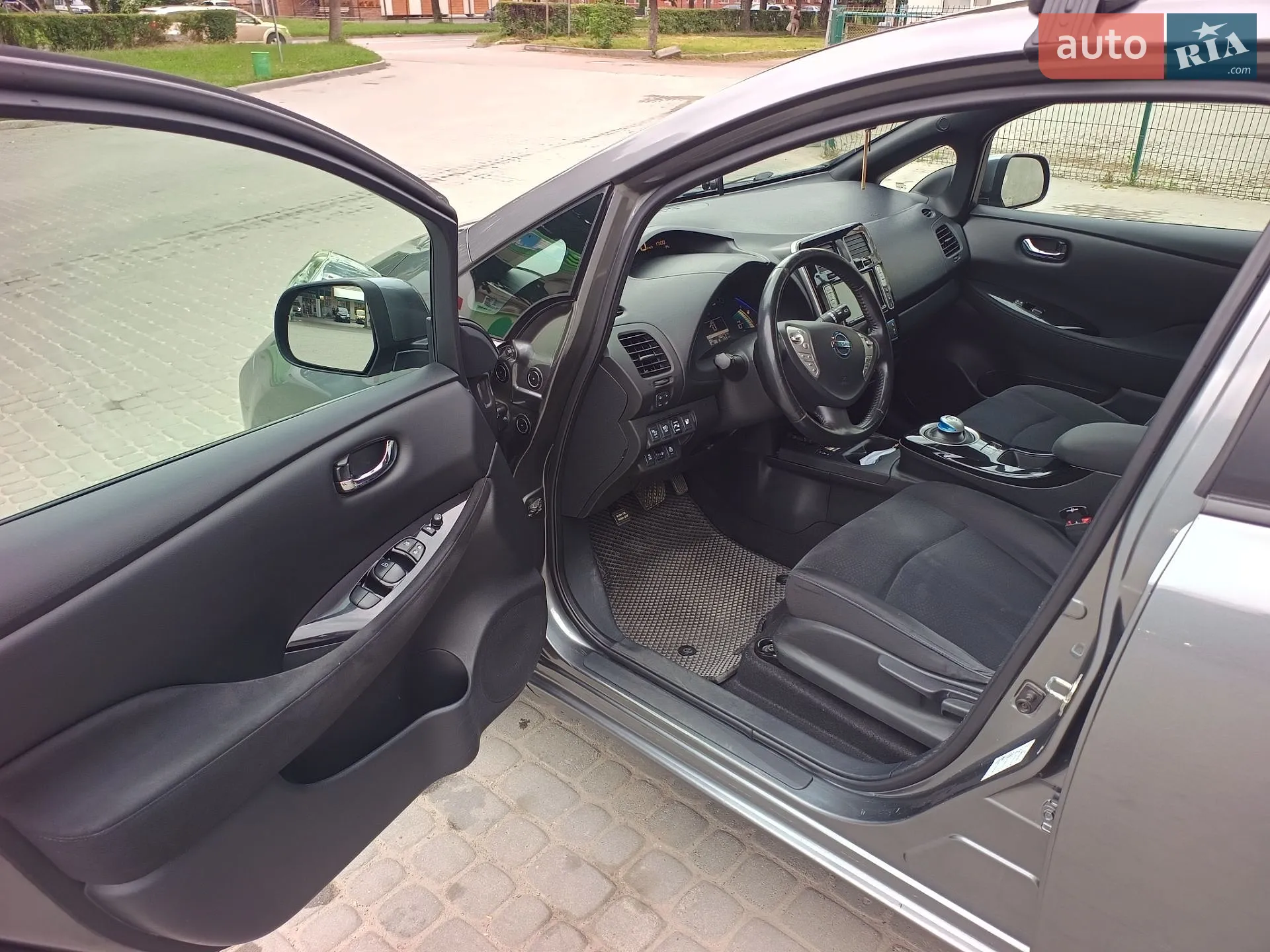 2015 Nissan Leaf - мініатюра 8