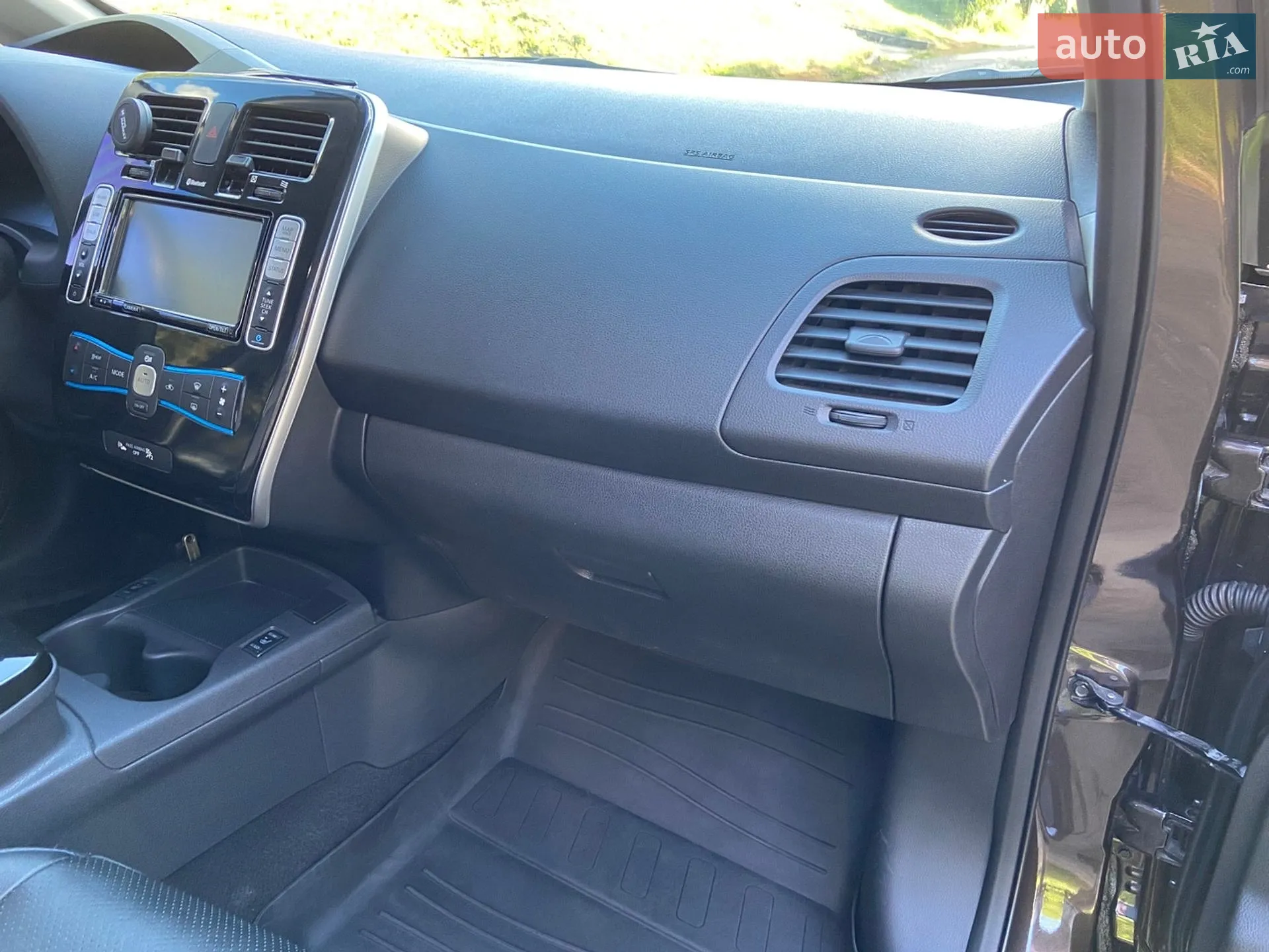 2015 Nissan Leaf - мініатюра 13