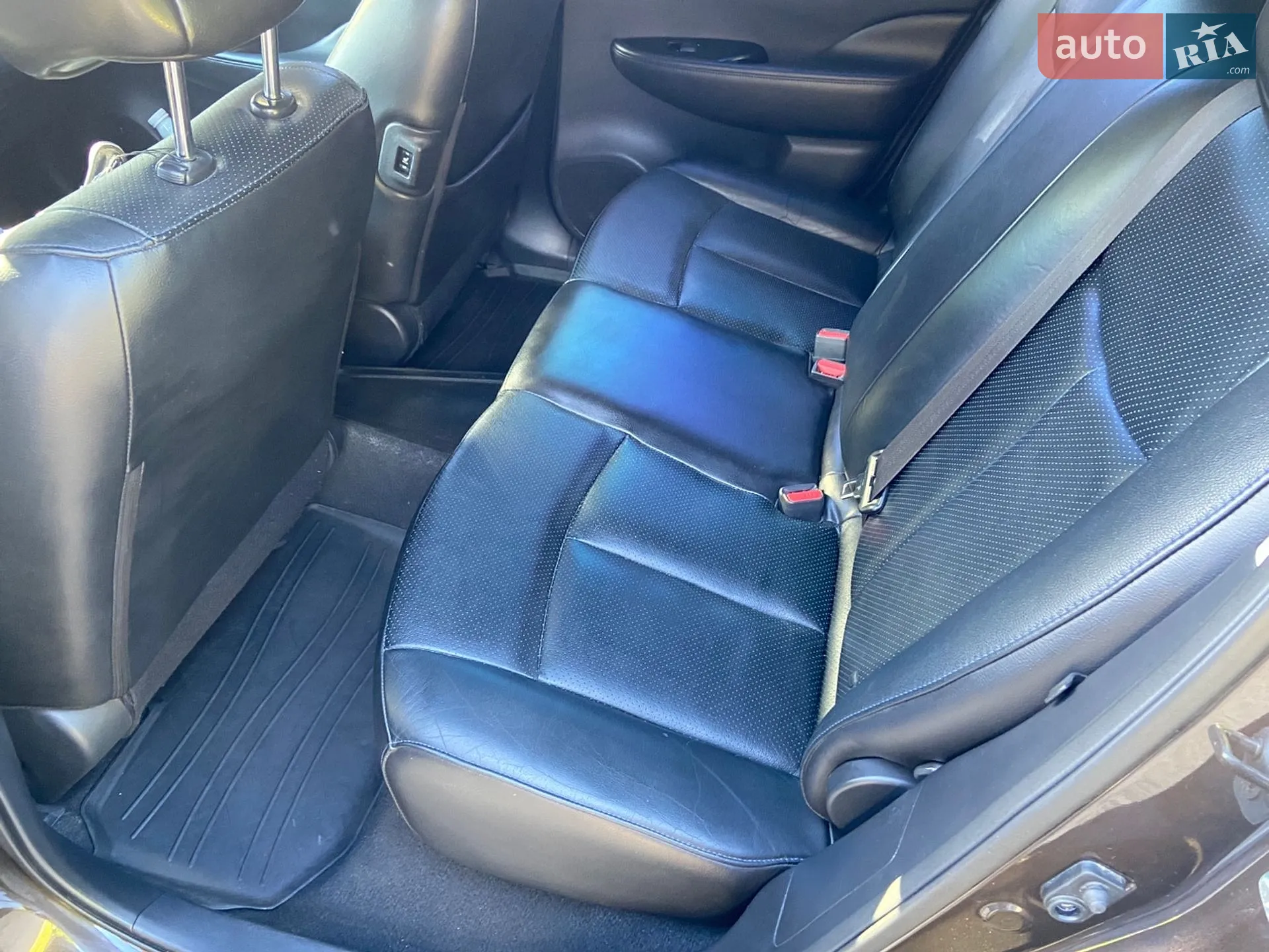 2015 Nissan Leaf - мініатюра 25