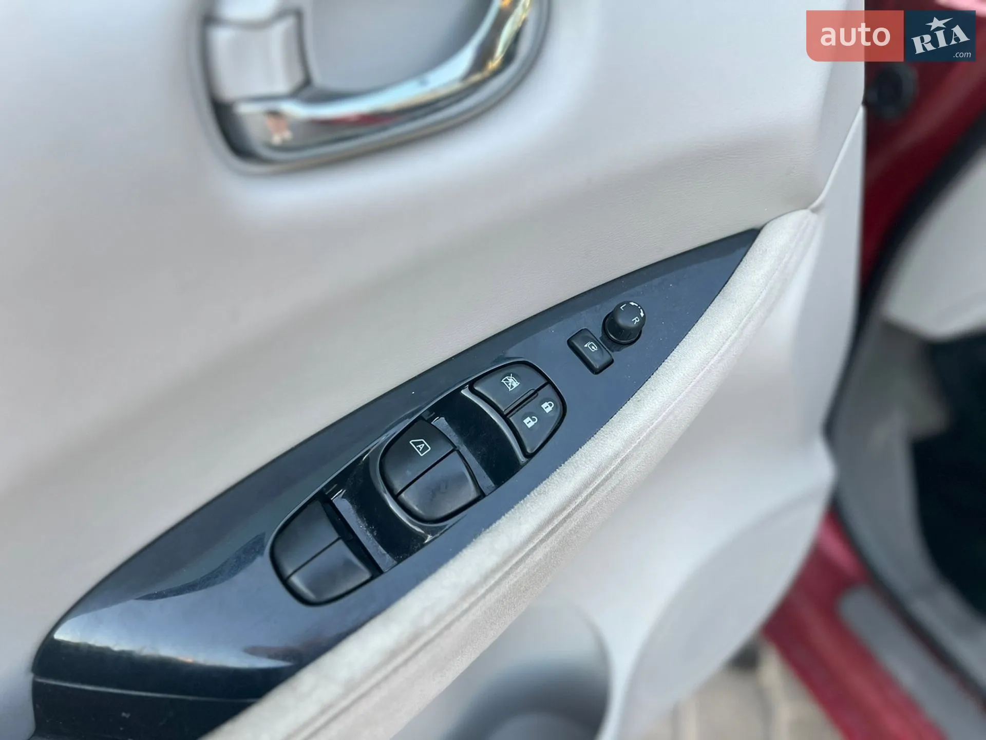 2012 Nissan Leaf - мініатюра 19