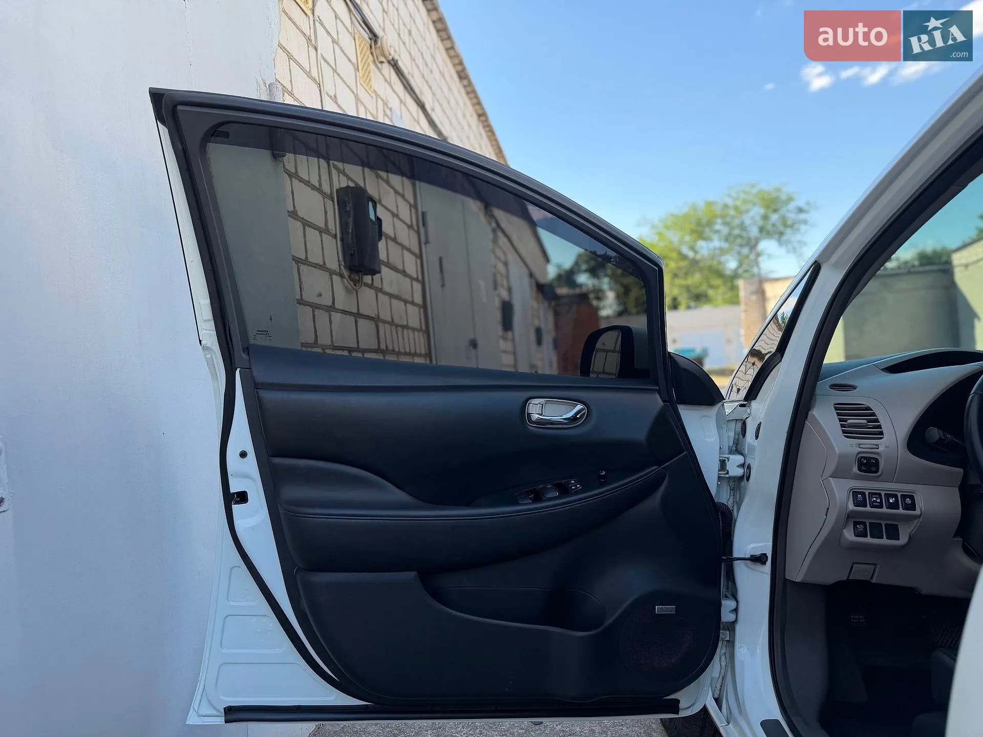 2013 Nissan Leaf - мініатюра 10