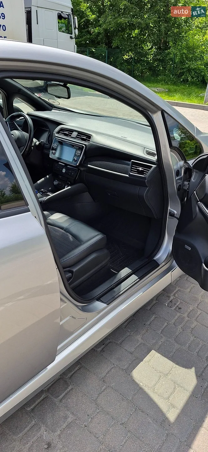2018 Nissan Leaf - мініатюра 24