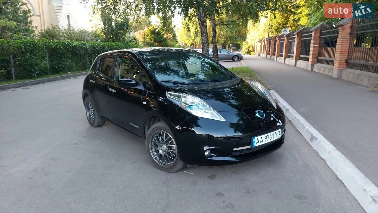 2015 Nissan Leaf - мініатюра 11