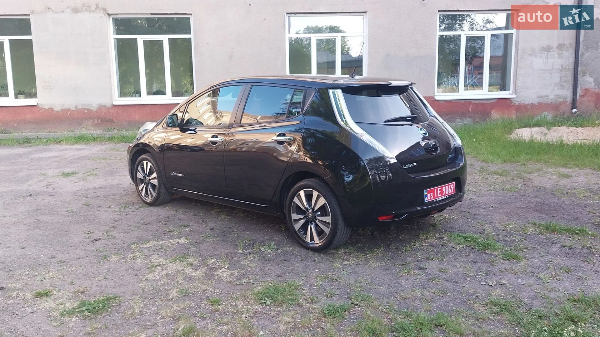 2017 Nissan Leaf - мініатюра 9