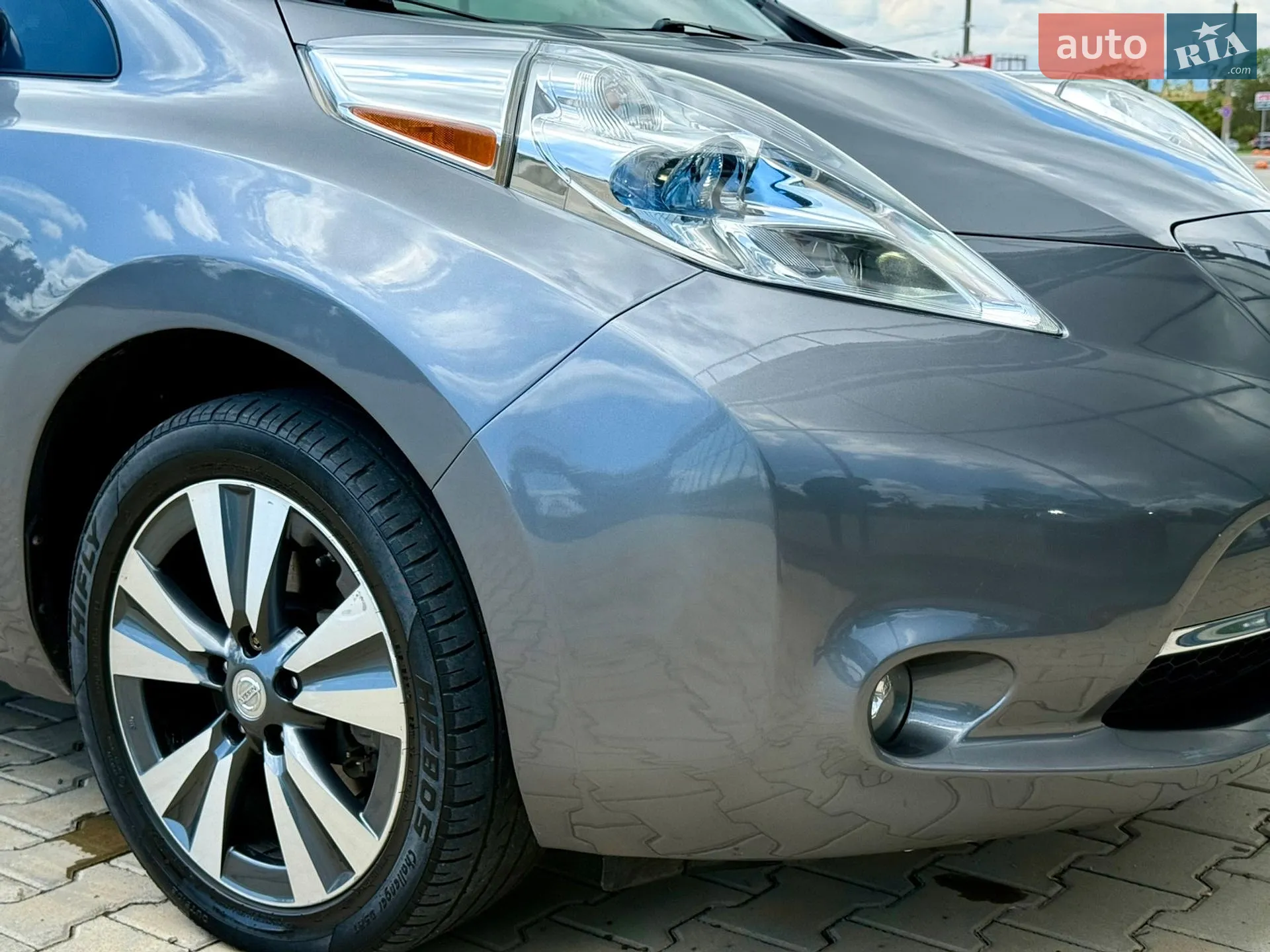 2015 Nissan Leaf - мініатюра 14