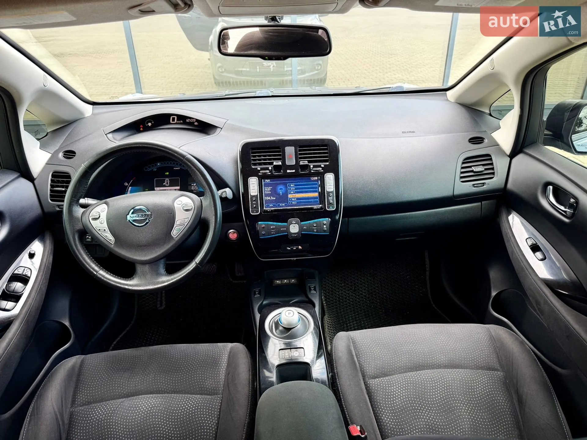 2015 Nissan Leaf - мініатюра 18