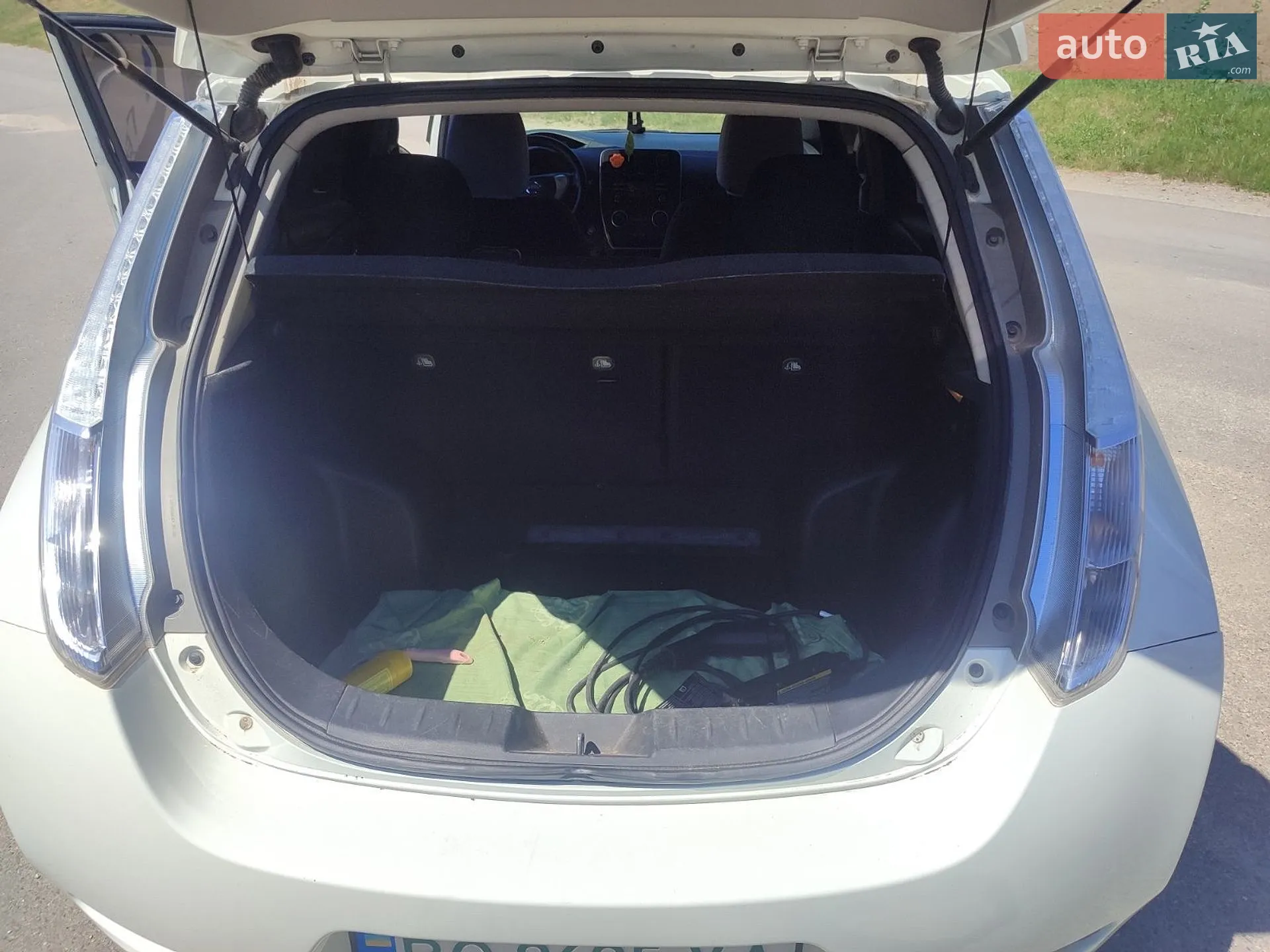 2014 Nissan Leaf - мініатюра 10