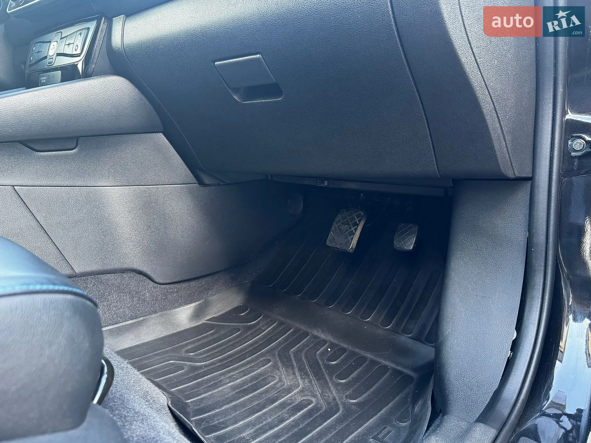 2020 Nissan Leaf - мініатюра 22