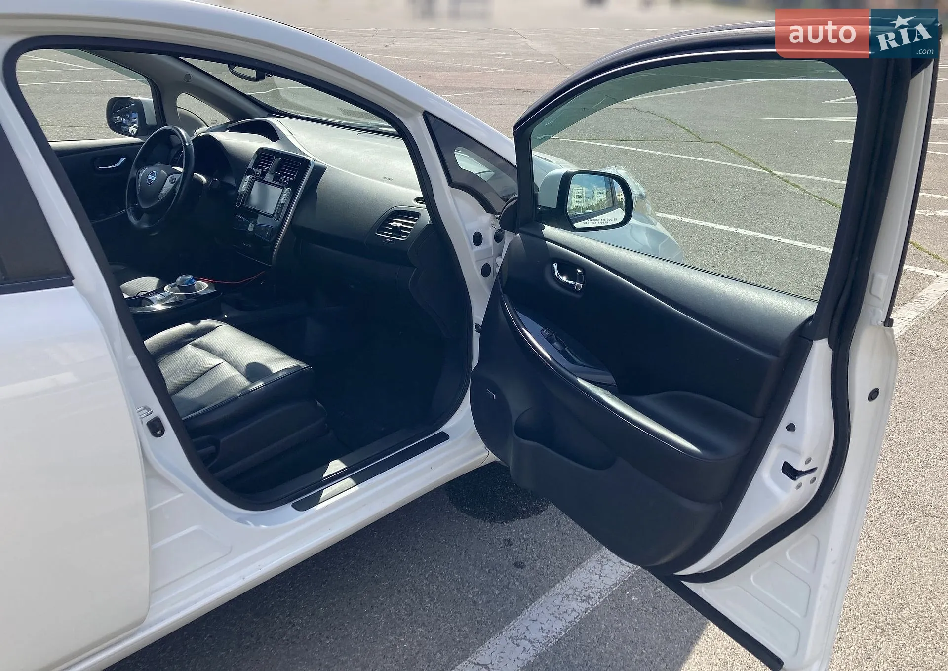 2015 Nissan Leaf - мініатюра 33