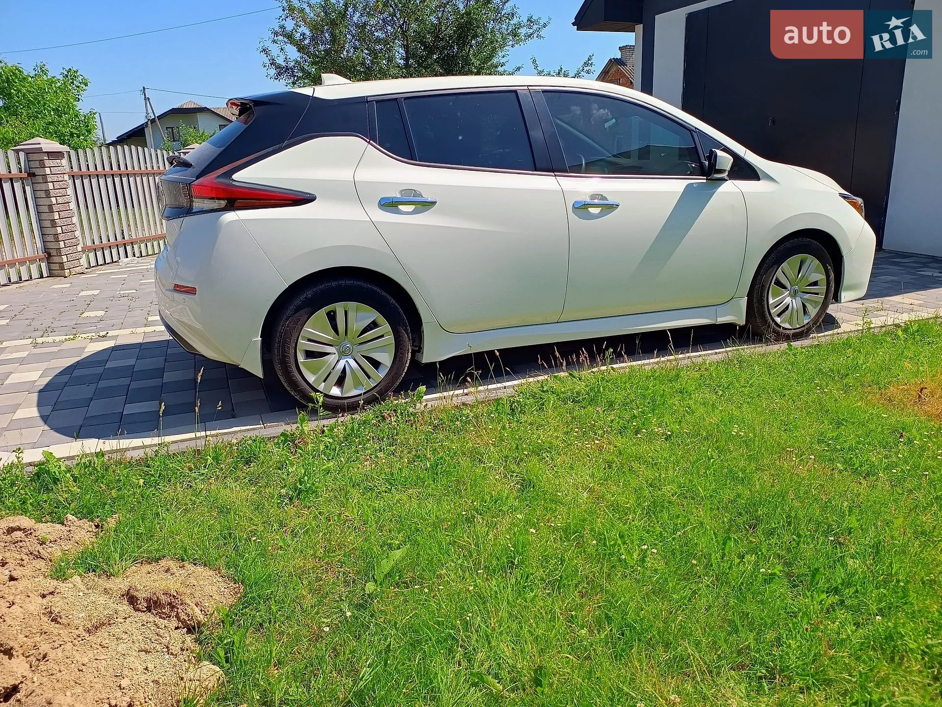 2022 Nissan Leaf - мініатюра 5