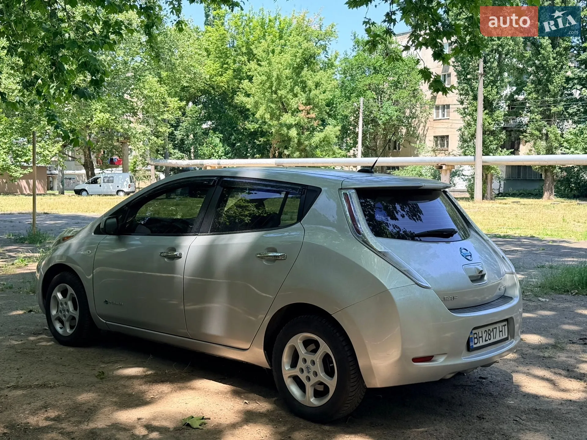 2010 Nissan Leaf - мініатюра 5
