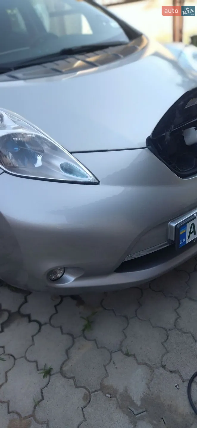 2013 Nissan Leaf - мініатюра 4