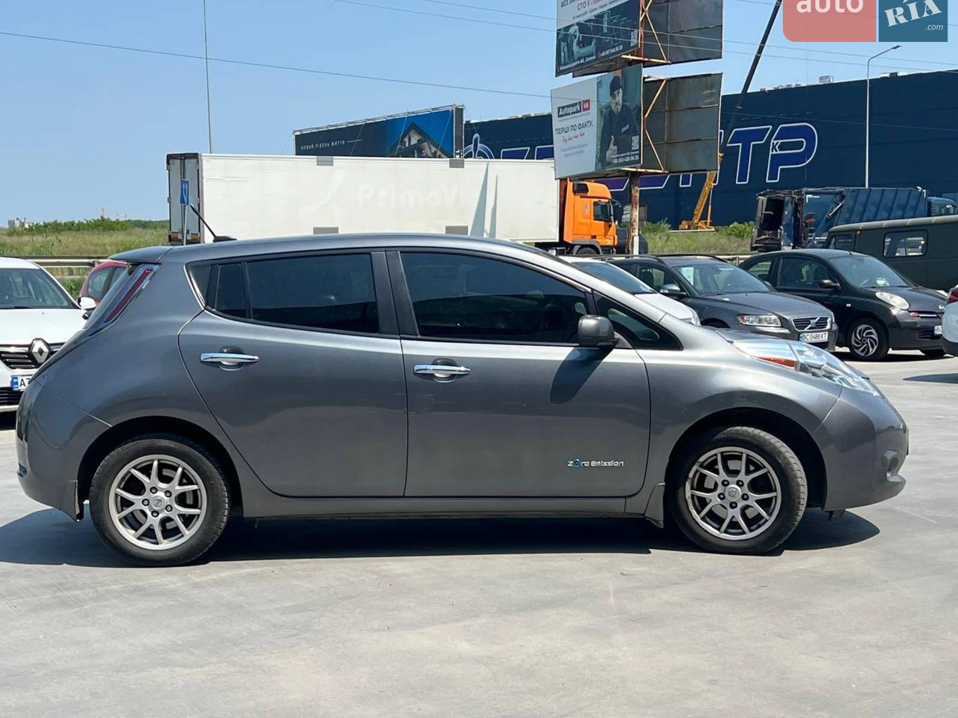 2014 Nissan Leaf - мініатюра 11