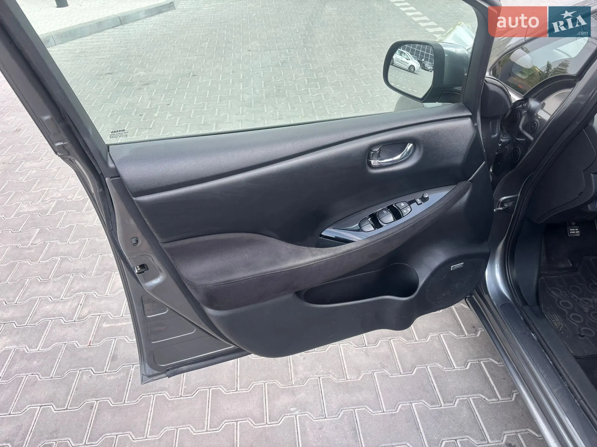 2017 Nissan Leaf - мініатюра 23