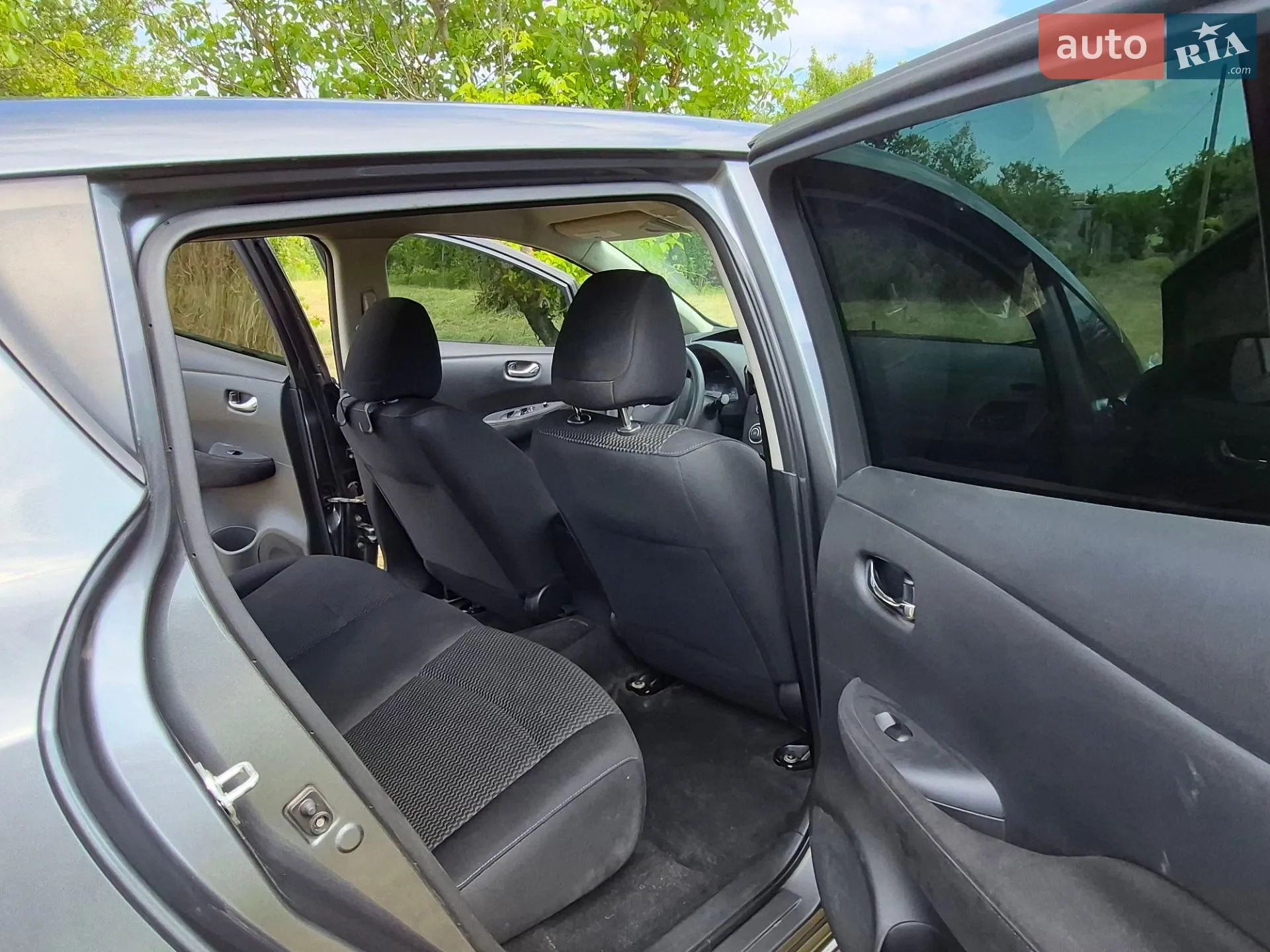 2016 Nissan Leaf - мініатюра 16