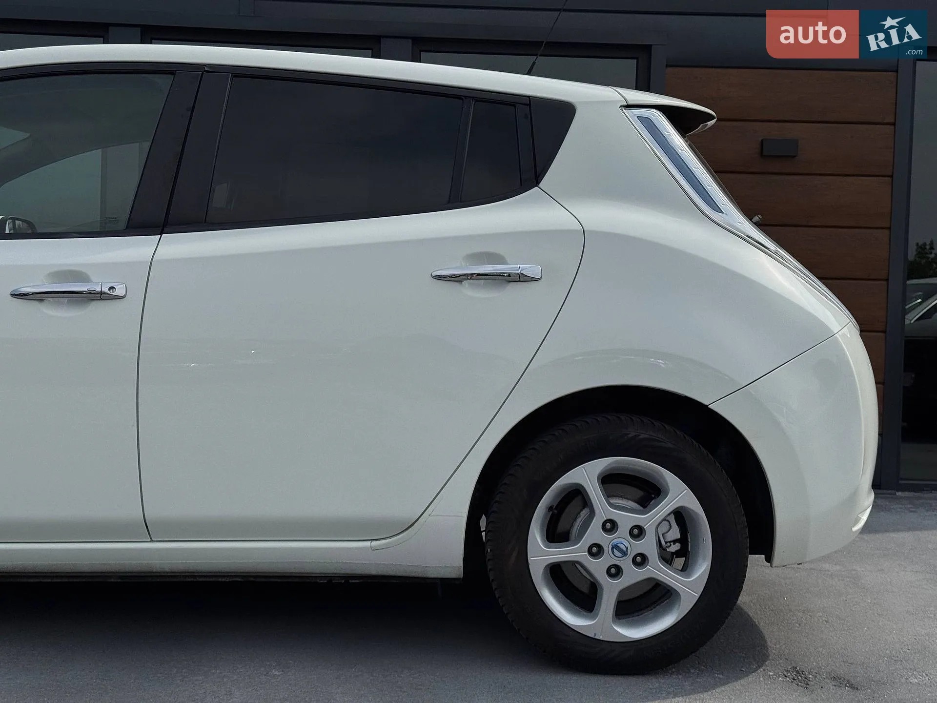 2016 Nissan Leaf - мініатюра 15