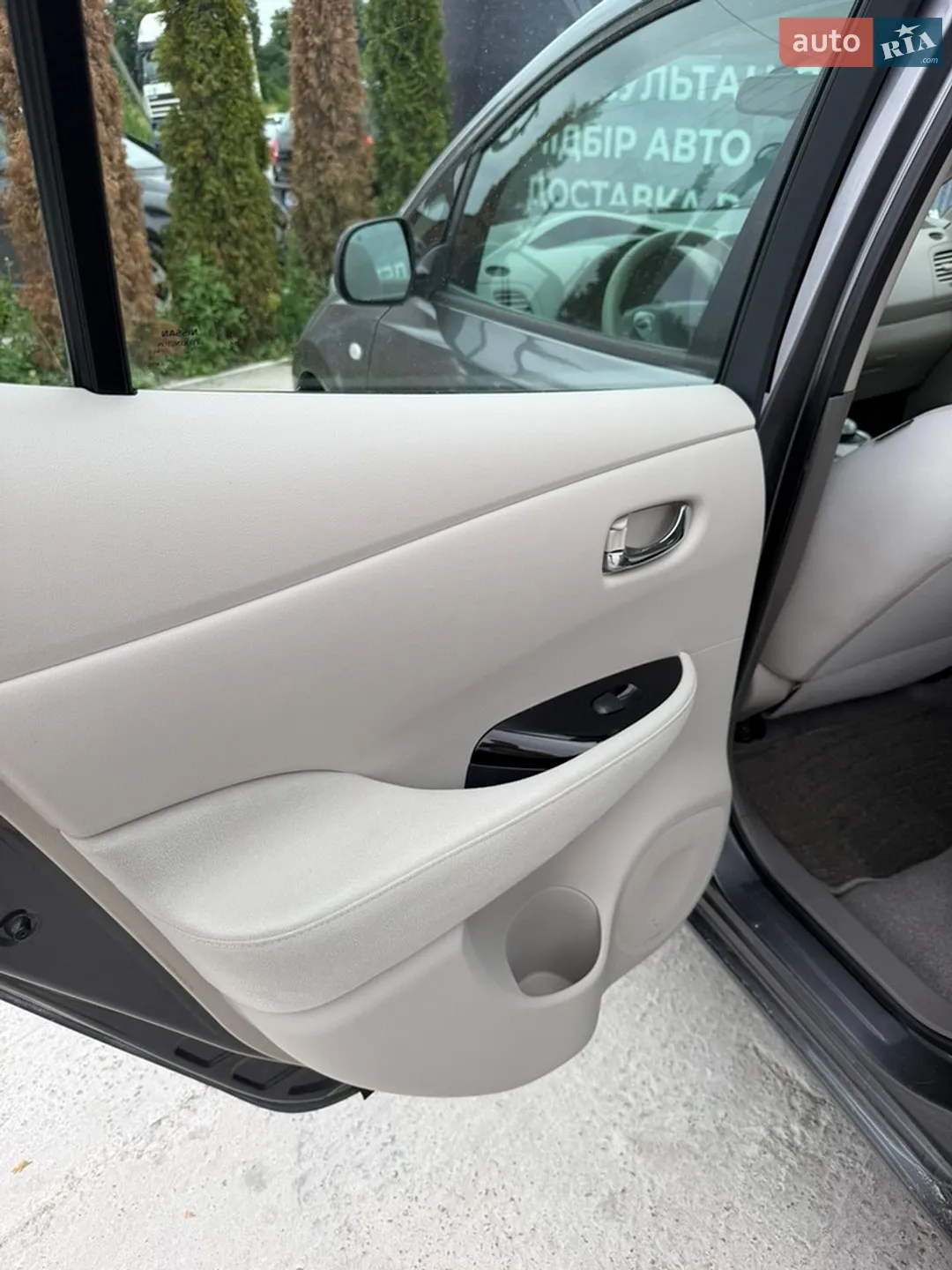 2015 Nissan Leaf - мініатюра 32