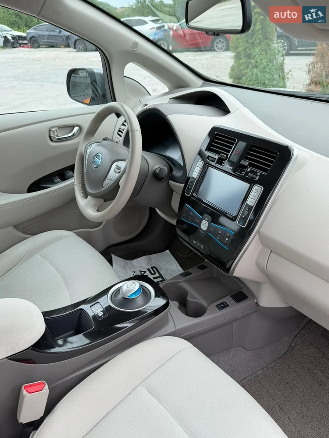 2015 Nissan Leaf - мініатюра 41