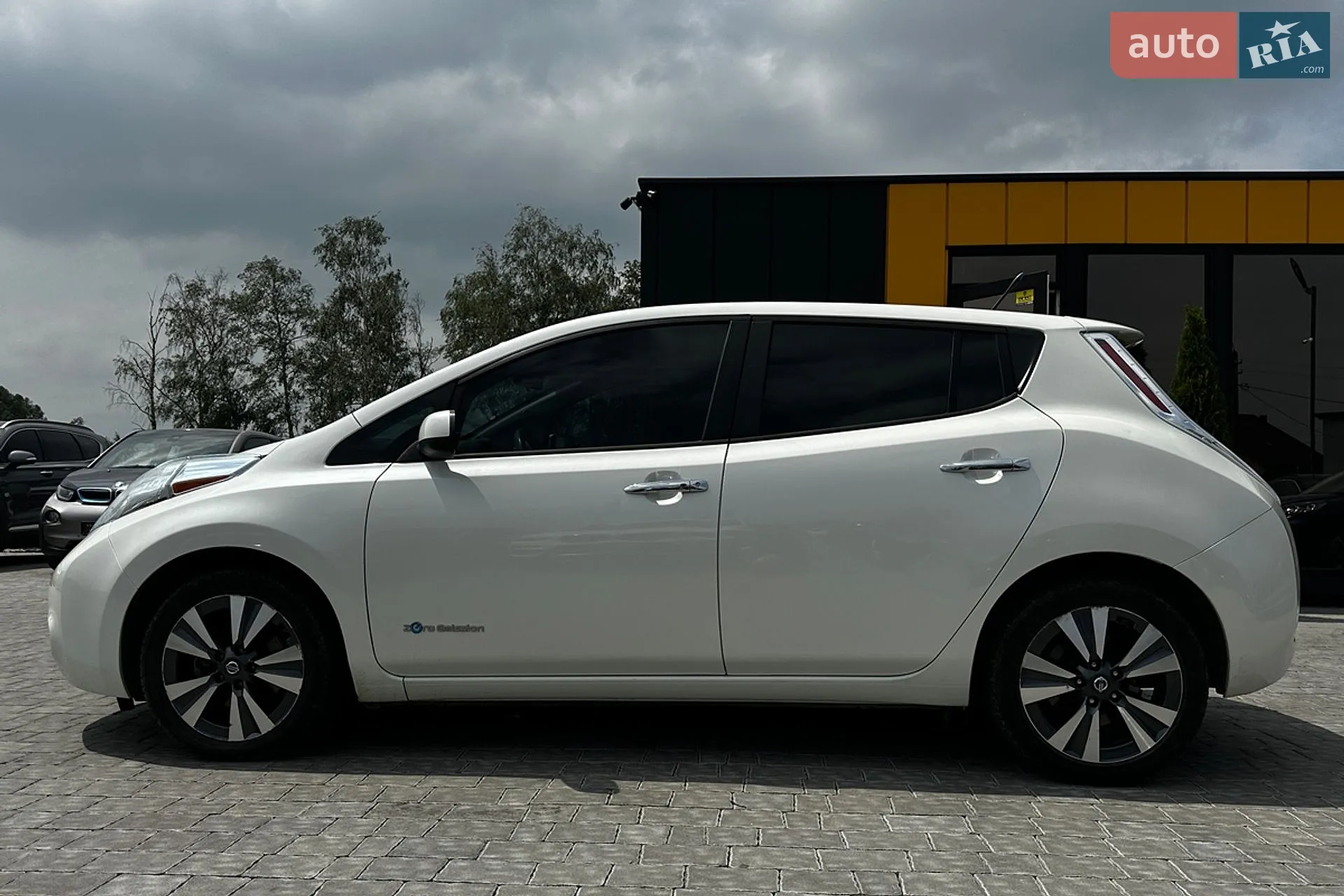 2017 Nissan Leaf - мініатюра 4
