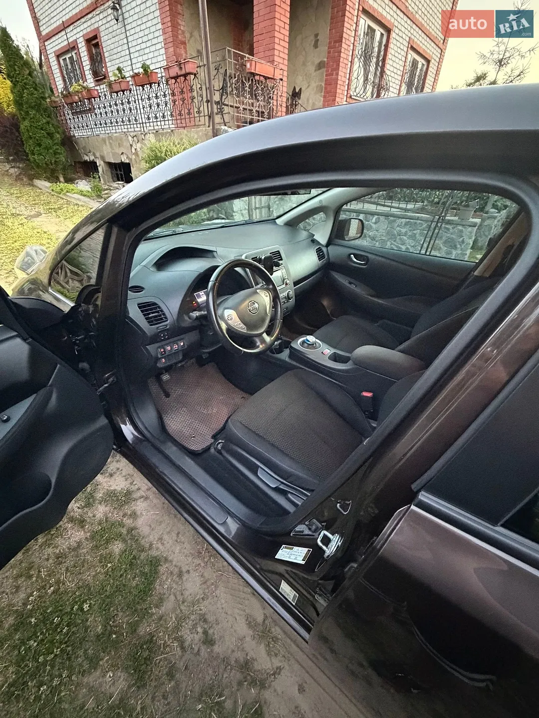 2015 Nissan Leaf - мініатюра 11