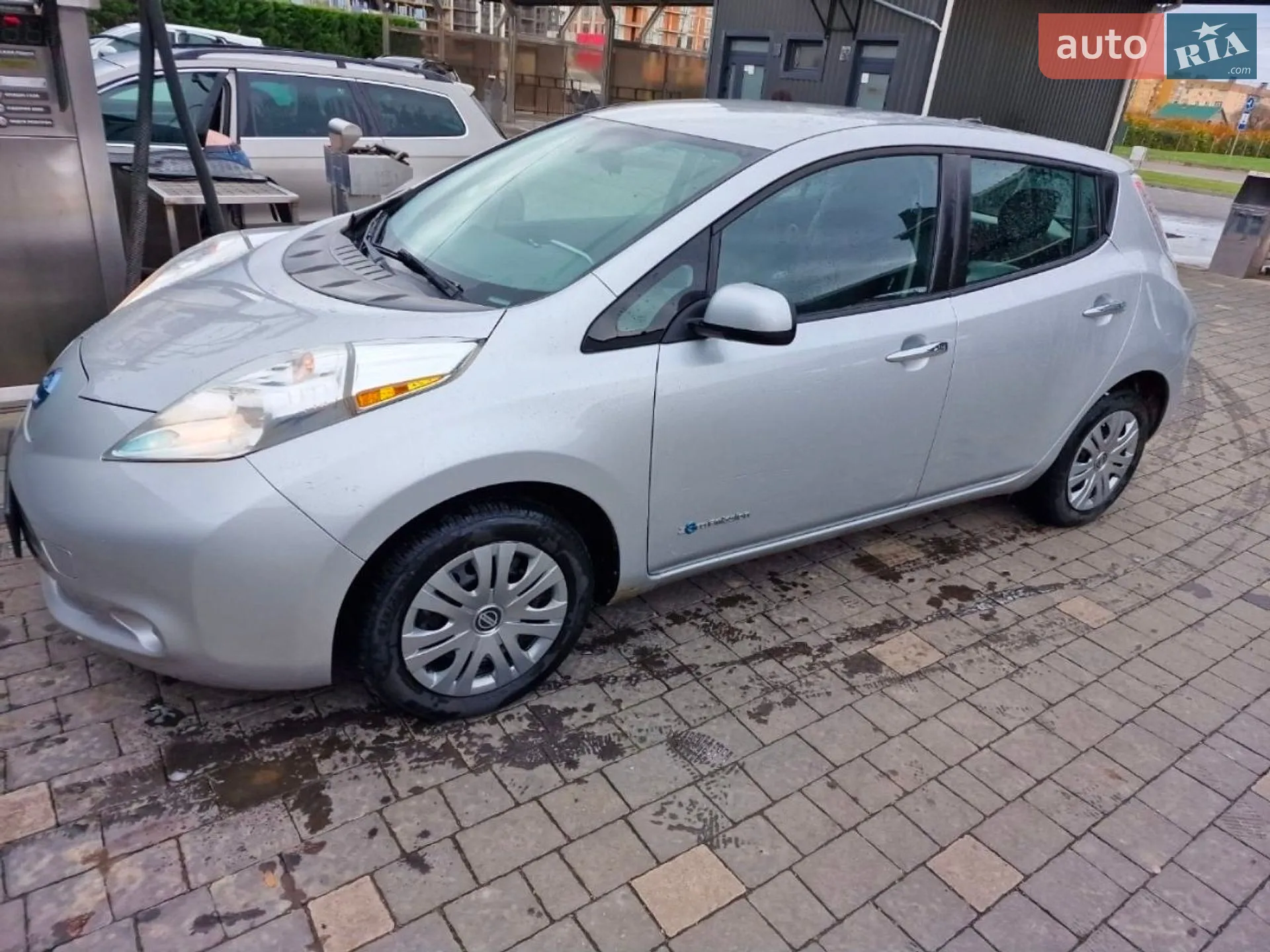 2015 Nissan Leaf - мініатюра 9