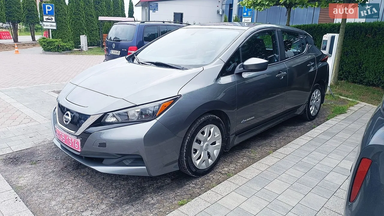 2017 Nissan Leaf - мініатюра 30