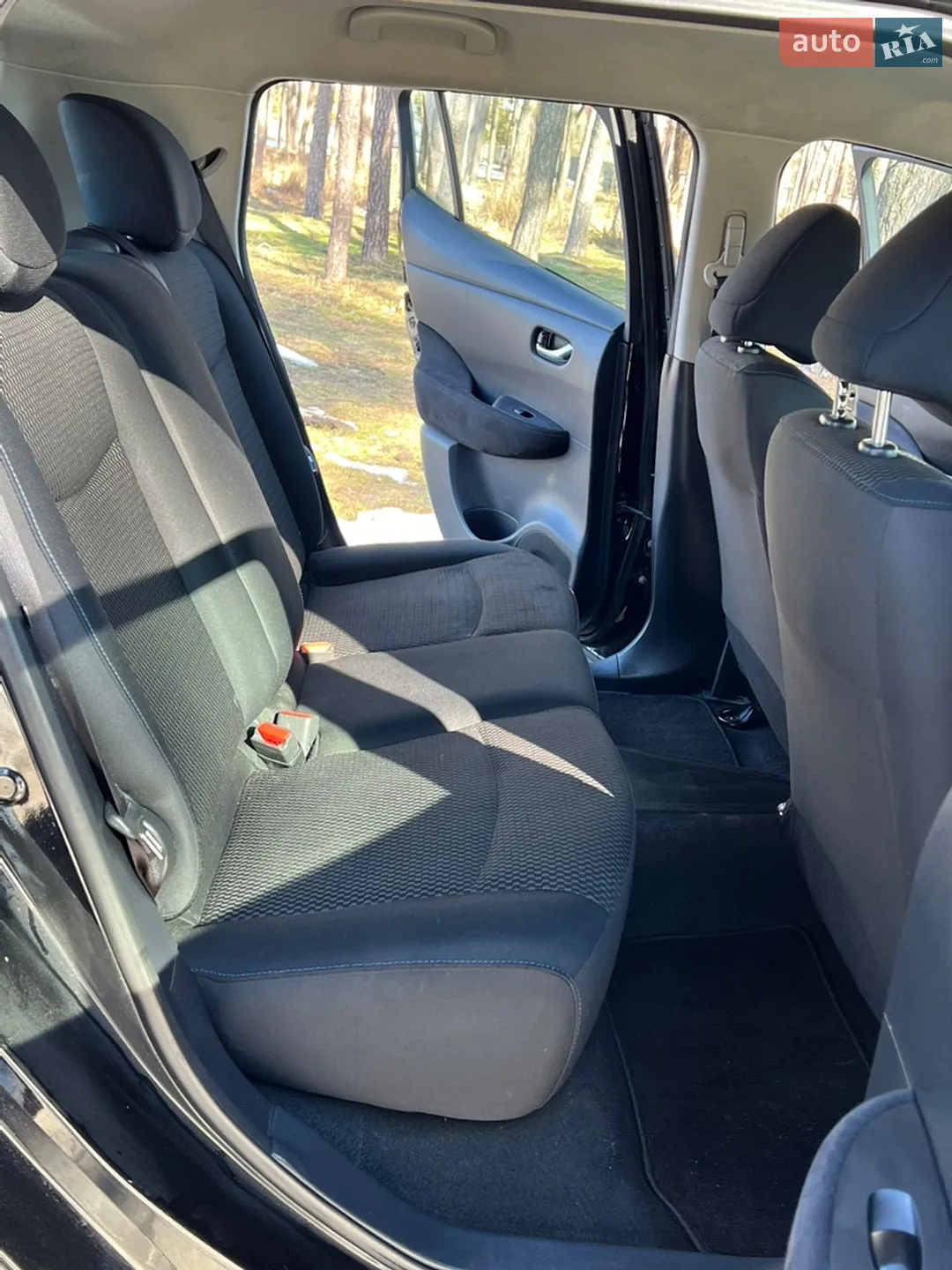 2015 Nissan Leaf - мініатюра 14