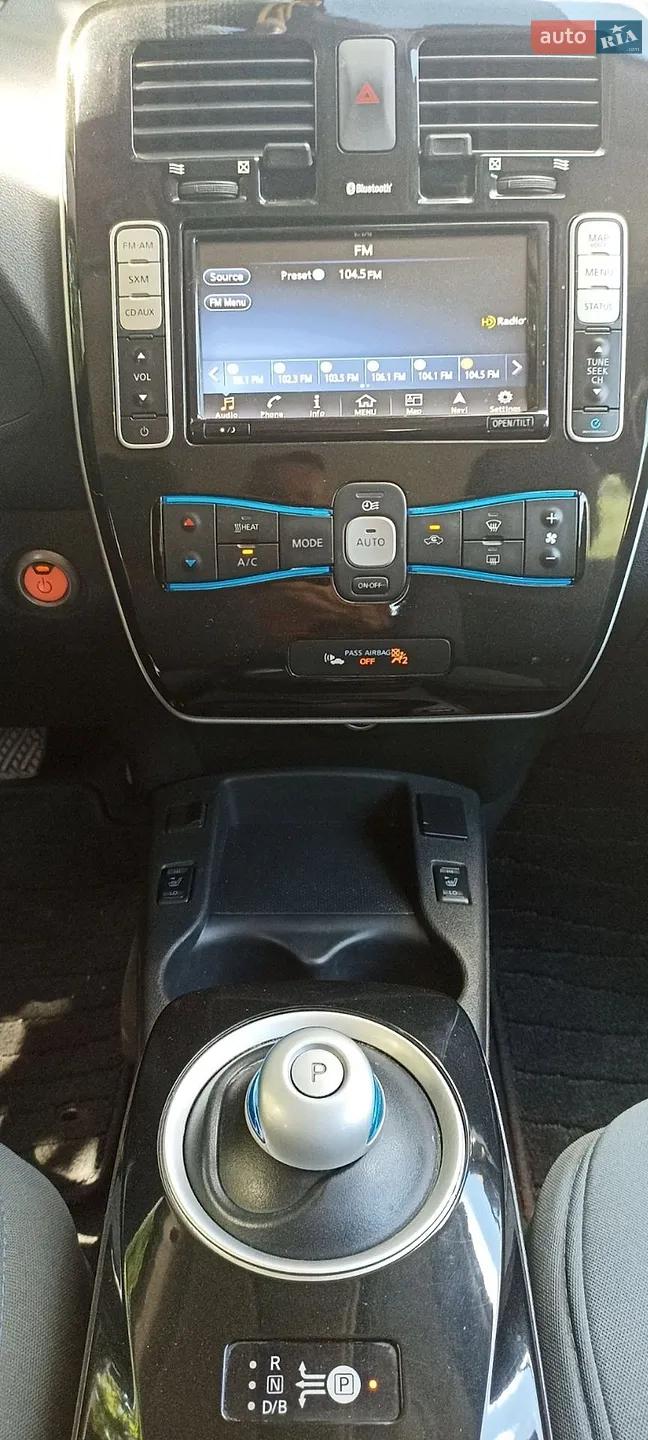 2017 Nissan Leaf - мініатюра 5