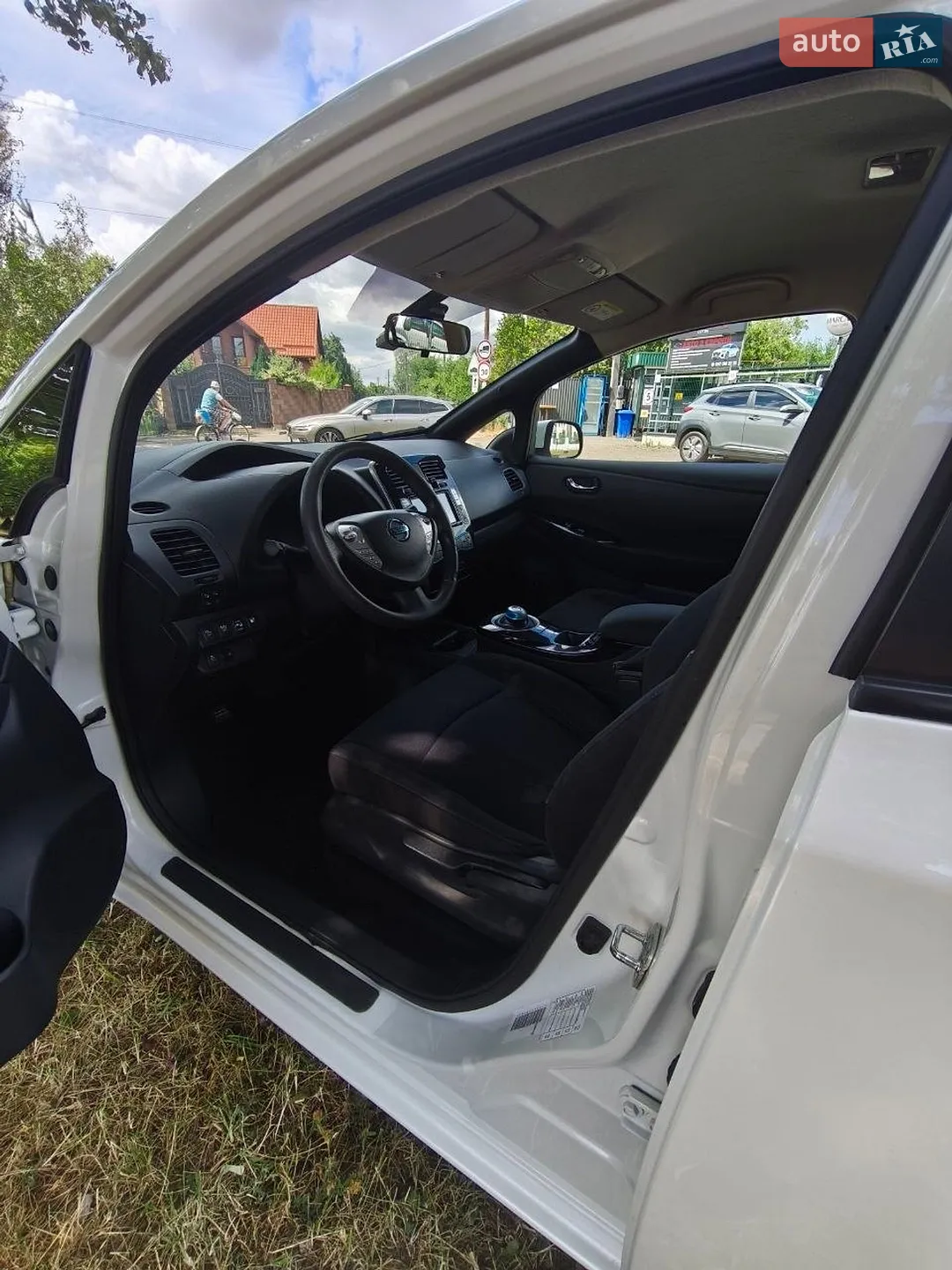2014 Nissan Leaf - мініатюра 36