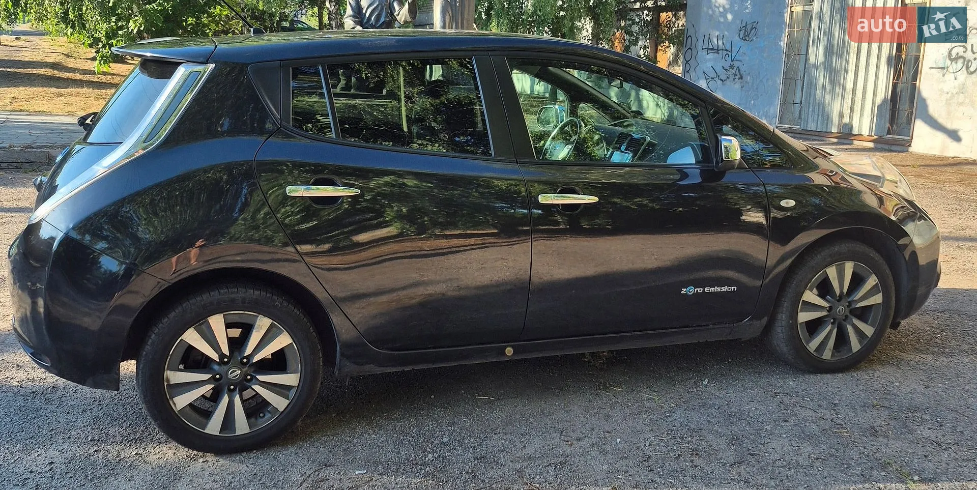 2015 Nissan Leaf - мініатюра 2