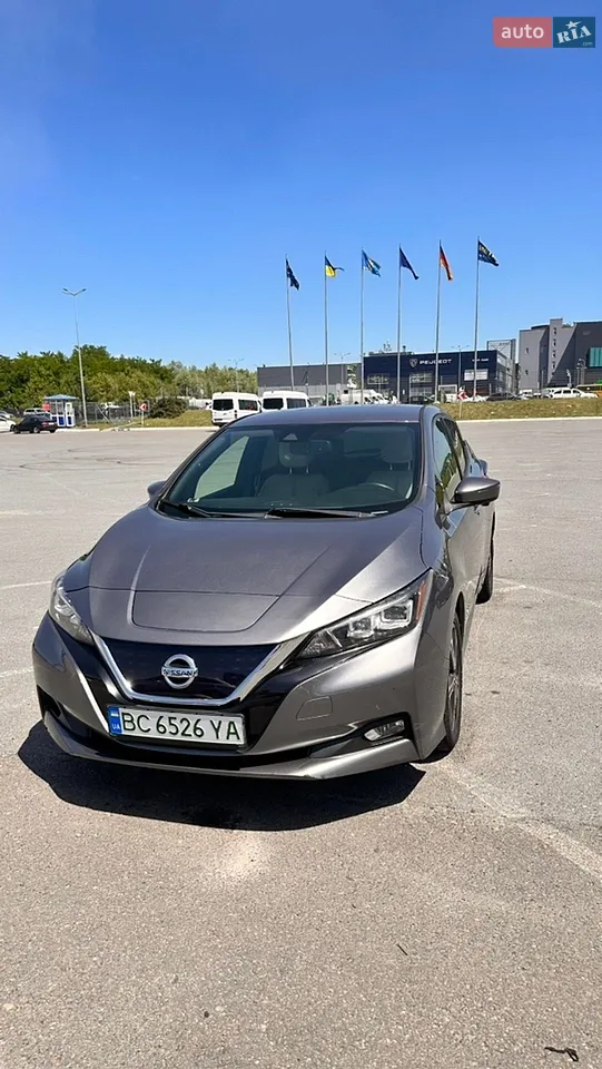 2017 Nissan Leaf - мініатюра 9