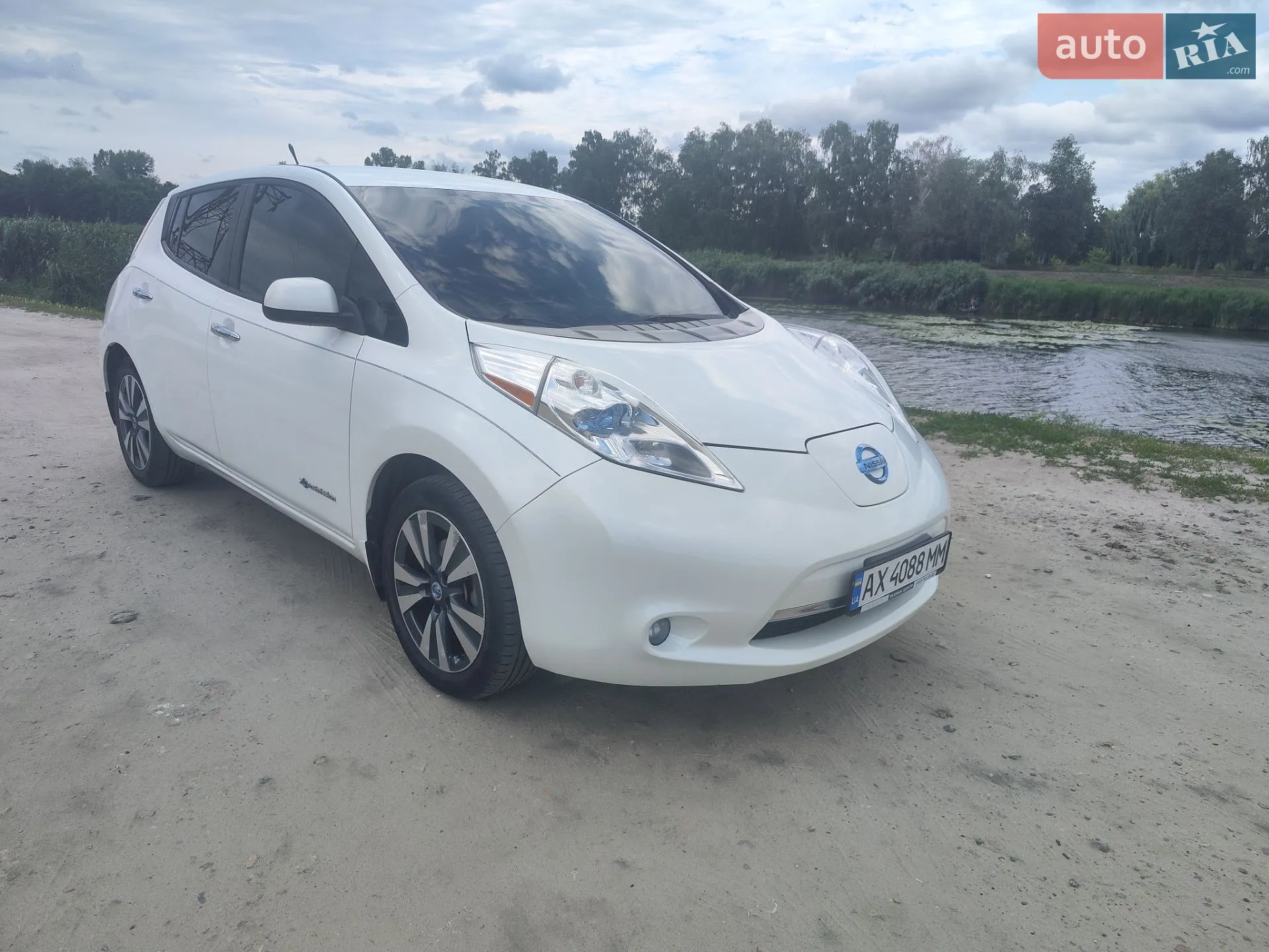 2013 Nissan Leaf - мініатюра 4