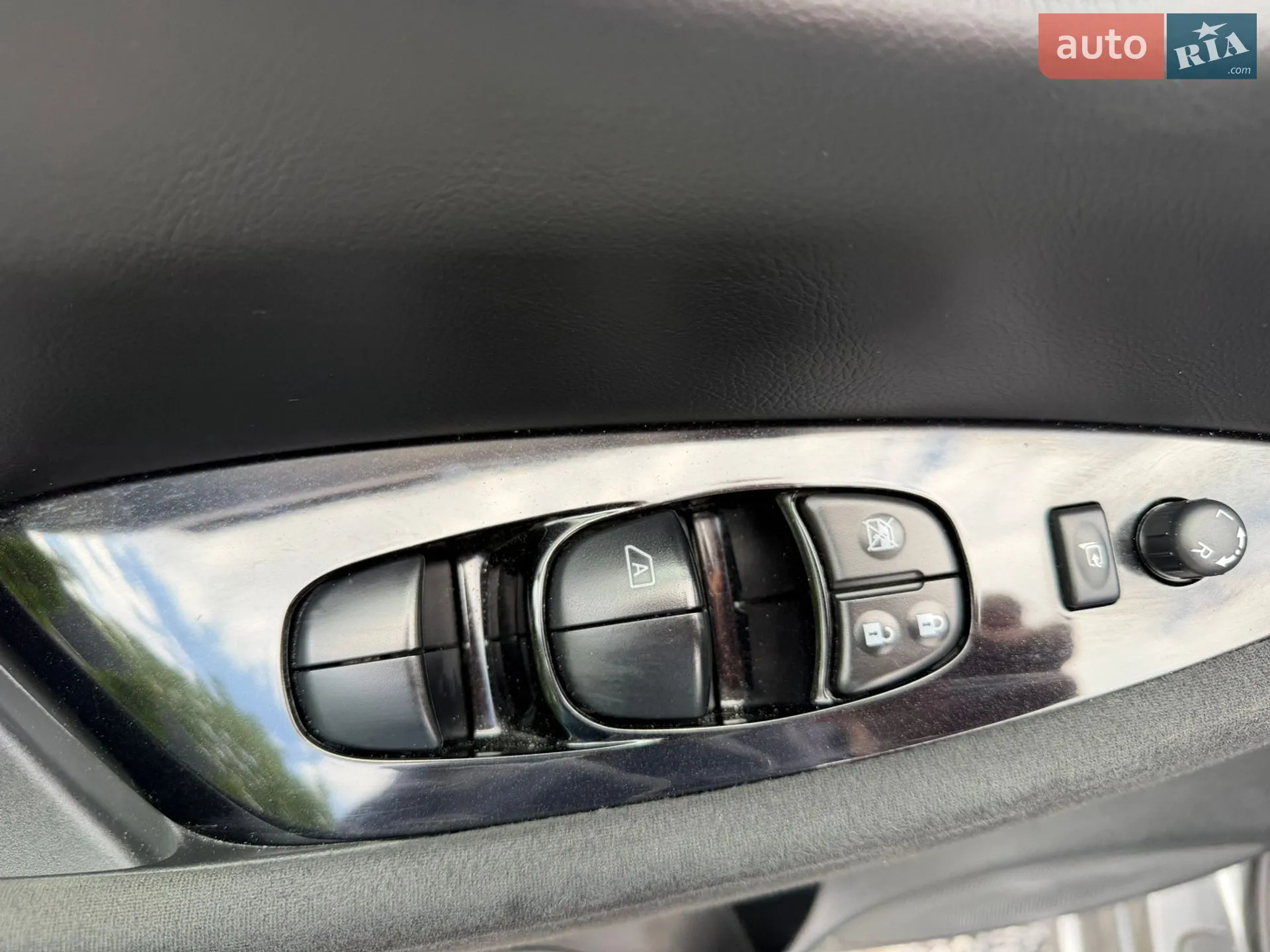 2015 Nissan Leaf - мініатюра 10