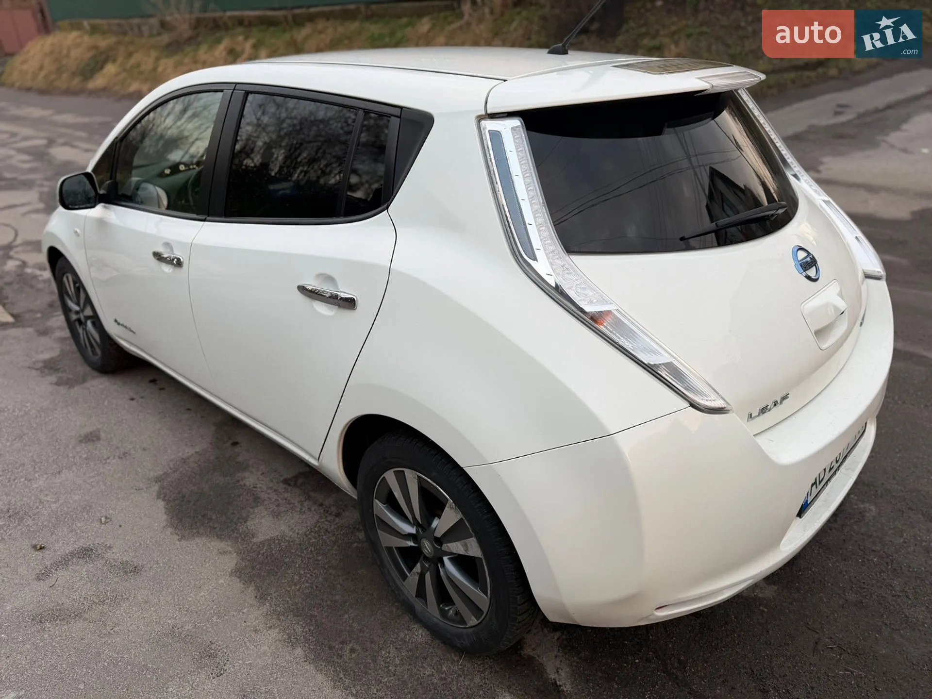 2015 Nissan Leaf - мініатюра 2