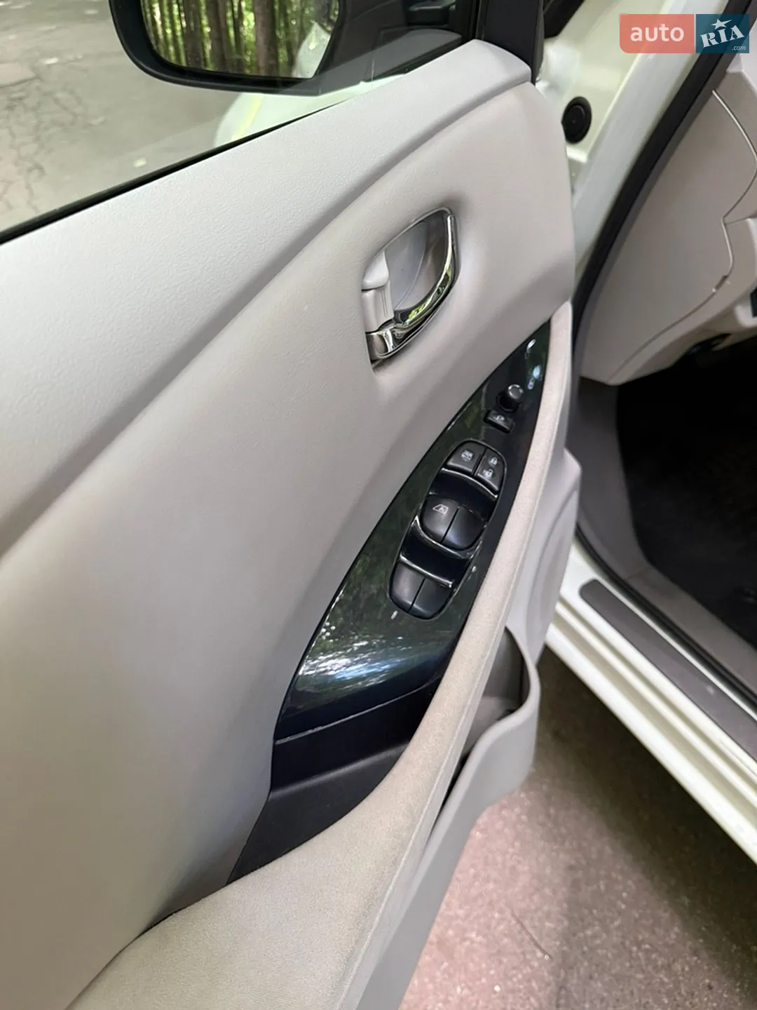 2010 Nissan Leaf - мініатюра 50