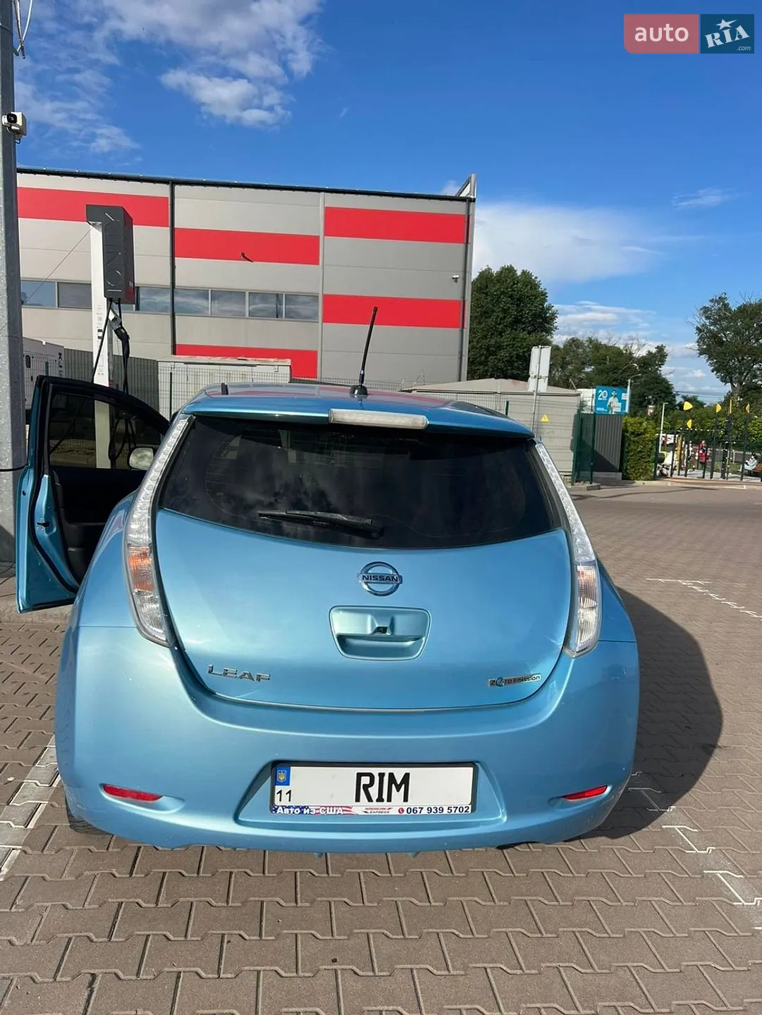 2015 Nissan Leaf - мініатюра 28